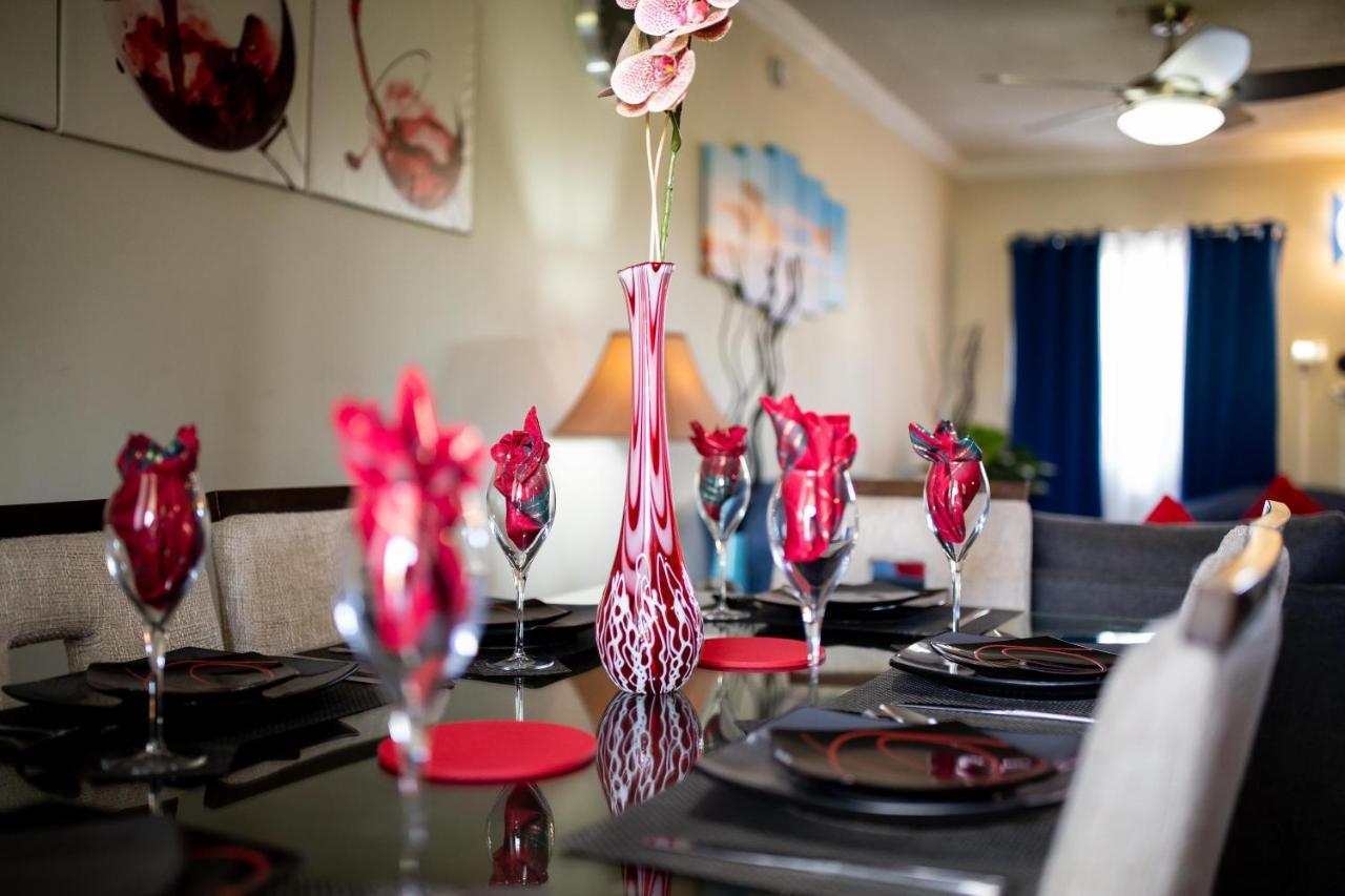 The Oasis I, Portmore Country Club Buitenkant foto